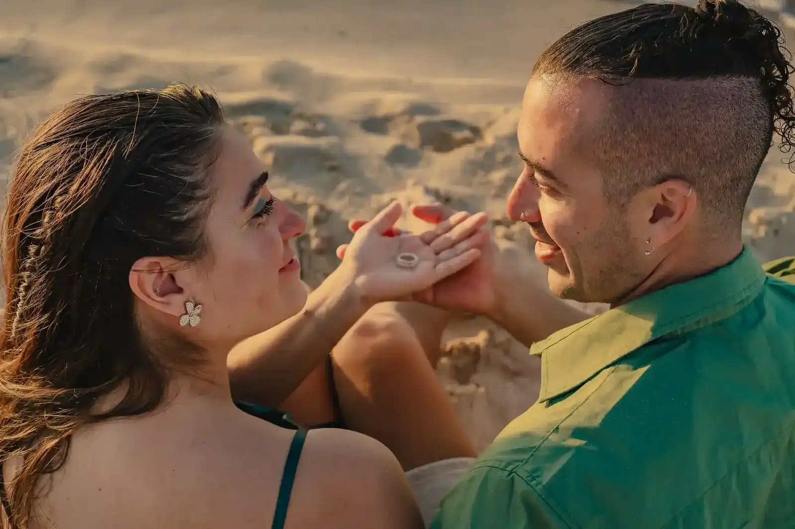 Engagement session on Cancún beach